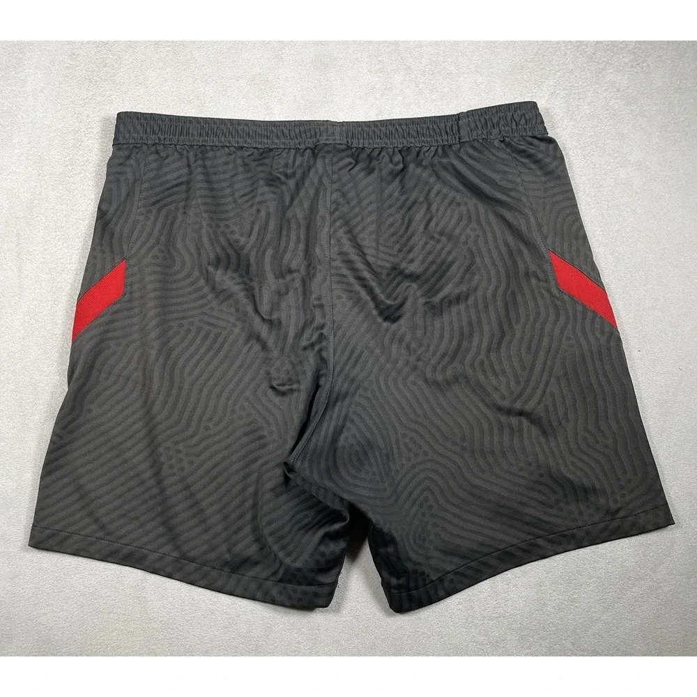 Nike Liverpool FC Shorts Men 2XL 2021/22 Soccer Football Dri-FIT Zipped Pockets